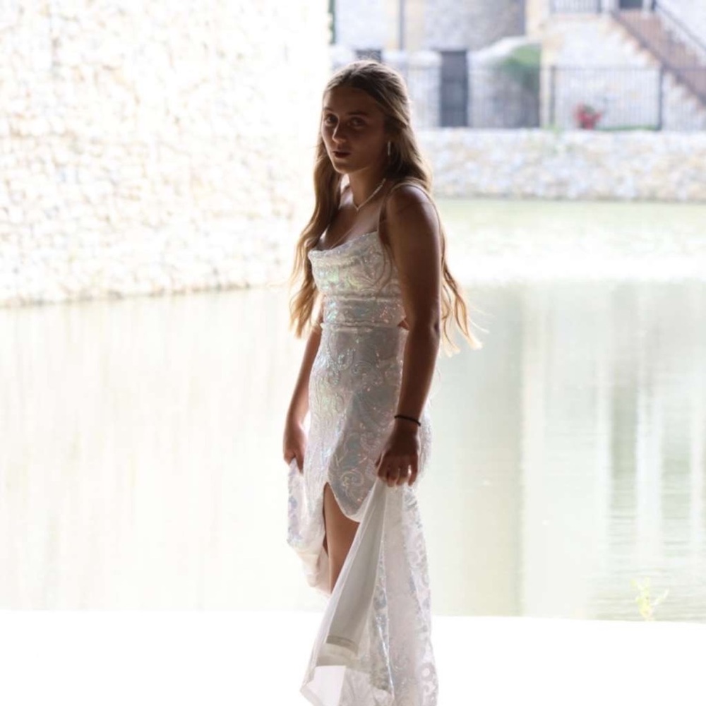 Windsor White dress